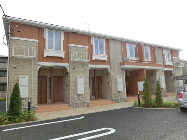 エレガンス ガーデン ハウスIIの物件外観写真